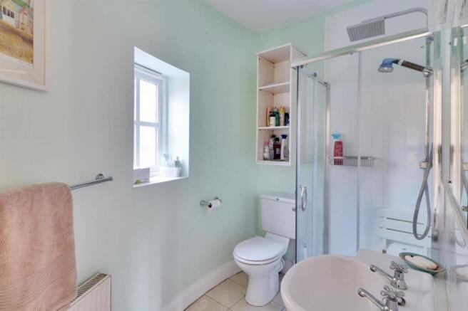 En Suite Shower Room.jpg