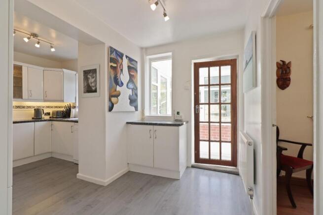 4 bed Semi-Detached for sale in sheffield