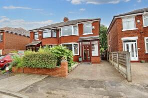 26, Spring Grove, Whitefield, Radcliffe M45 7RT