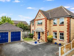 33, Curlew Avenue, Chelmsford CM3 6TX