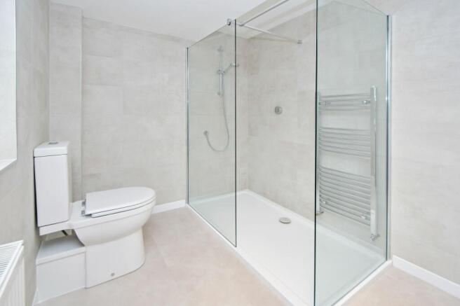 Master en-suite