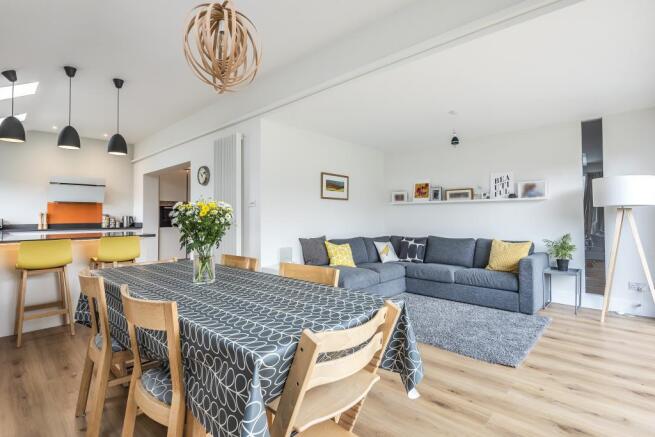 Kitchen/Breakfast Room