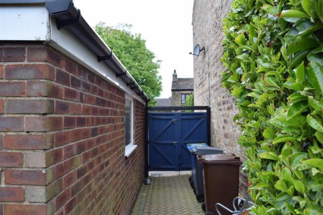 sidepassage.JPG