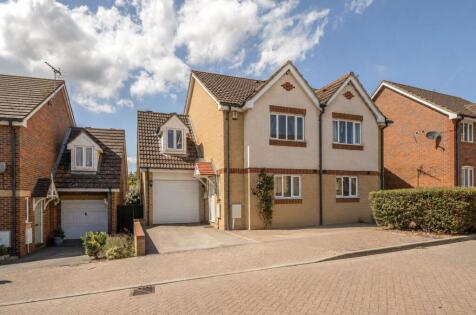 Eadred Way, Kemsley, Sittingbourne, Kent, ME10