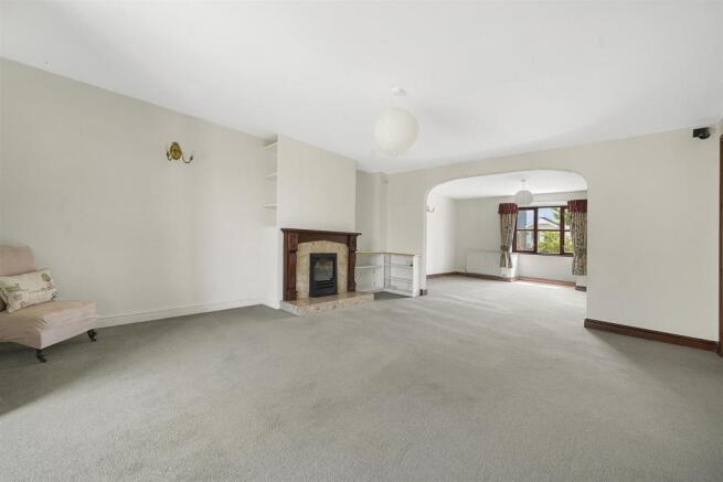 Sitting / Dining Room