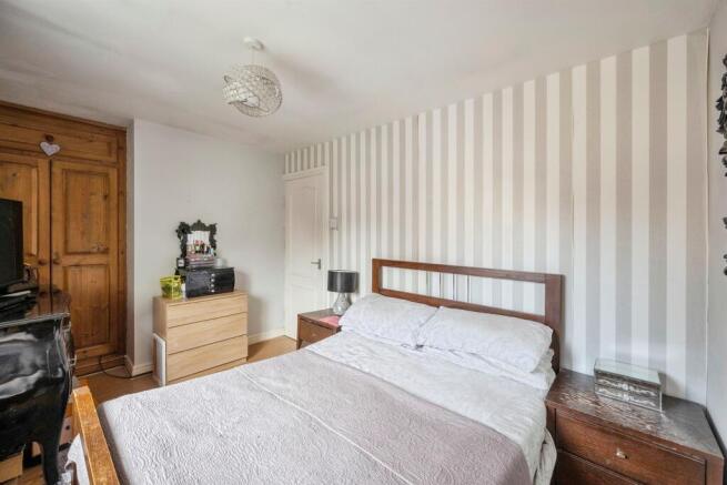 3 bed Detached for sale Image 12