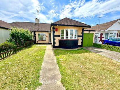 Oaken Grange Drive, Southend-on-Sea