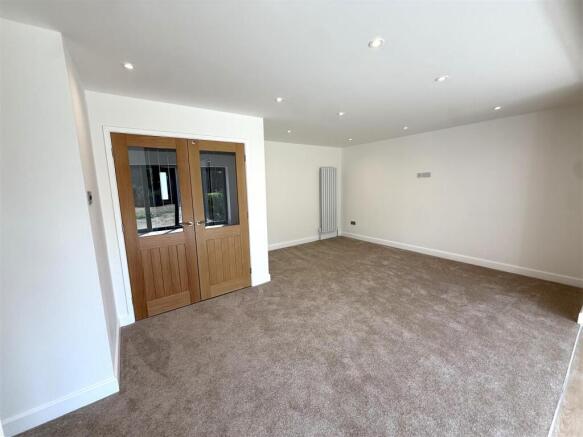 Poulton Avenue, Lytham St. Annes photo 4