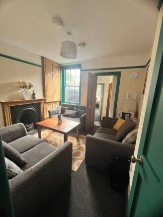 london-road-ct2-8lw-1065809