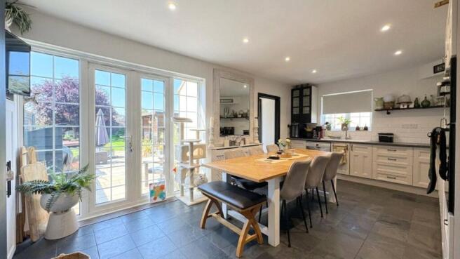 Kitchen Diner
