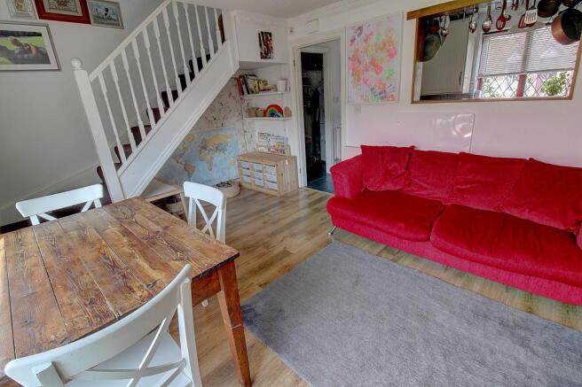 Lounge (reverse angle)
