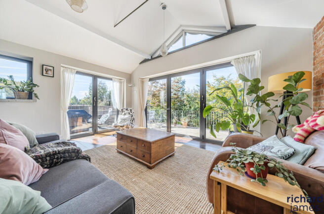 47bb5cd75ca54b8d8b0a979e88071ffe