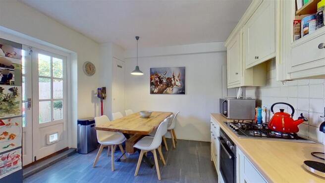 Quinton-StEarlsfield-SW18-06162021_150727.jpg
