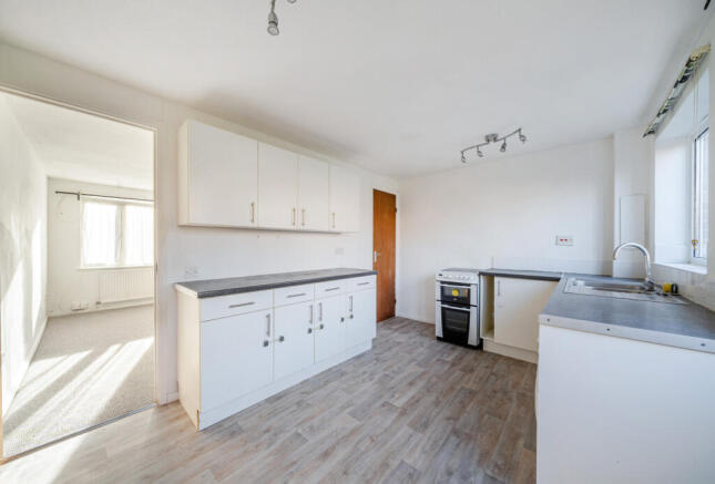 1384928-8-6926ed0...