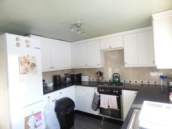 2 bed Park Home for sale Image 5