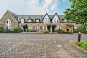 Flat 3, Alexandra Court, Alexandra Road, Windsor SL4 1HH