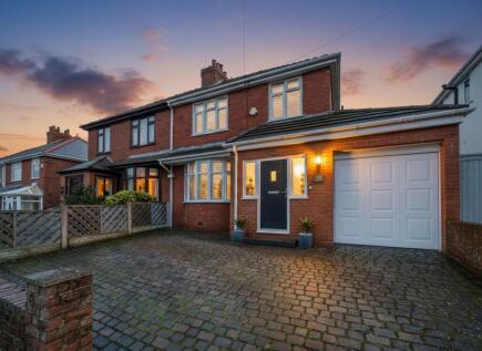 Holborn Hill, Ormskirk, L39