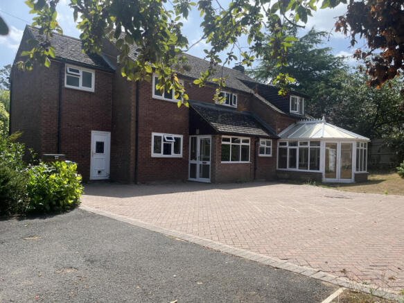 4 Bedroom Detached for Rent