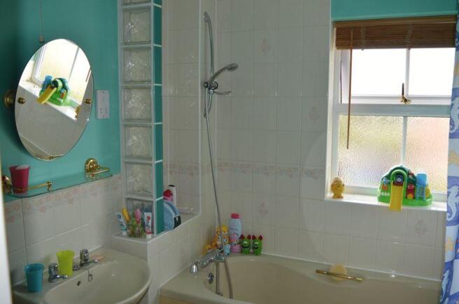 Photo 9
