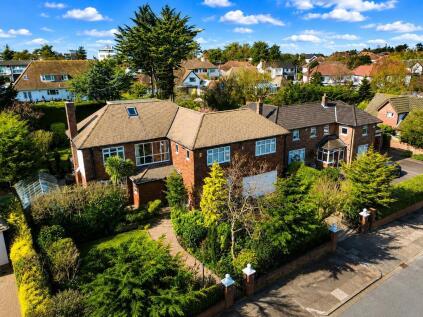 Sherringham Road, Birkdale, Southport, Merseyside, PR8 2HQ