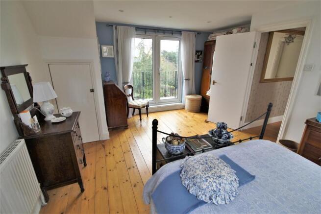 BEDROOM FIVE