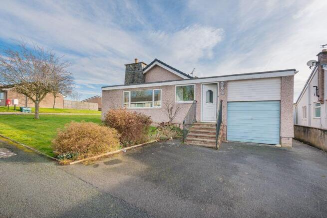 30 Glebe Road