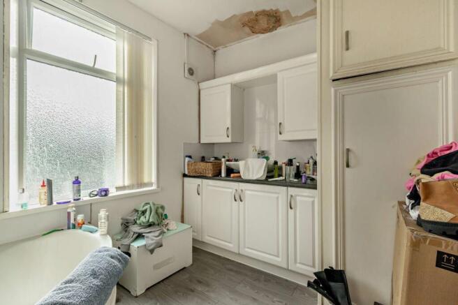 2 bed Terraced for sale Image 7