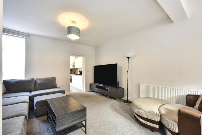 3 bed Terraced for sale Image 4