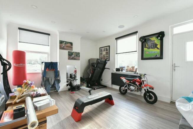 Photo 9