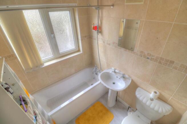 14 Bathroom