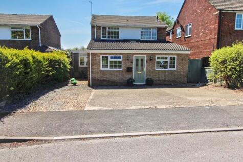 Cowslip Road, Widmer End, HP15