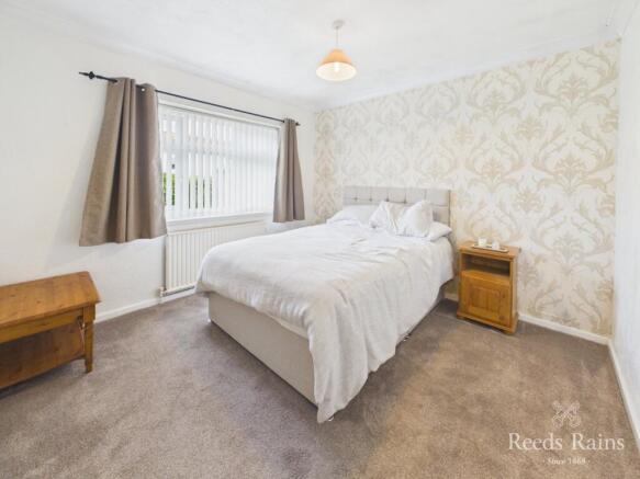 3 bed Bungalow for sale Image 8
