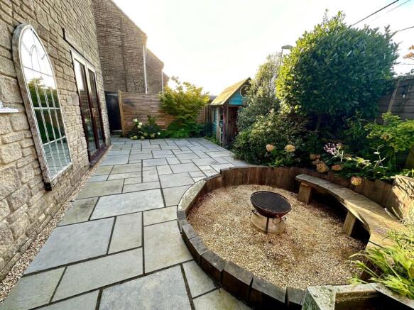NEW GARDEN REAR 2.jpg