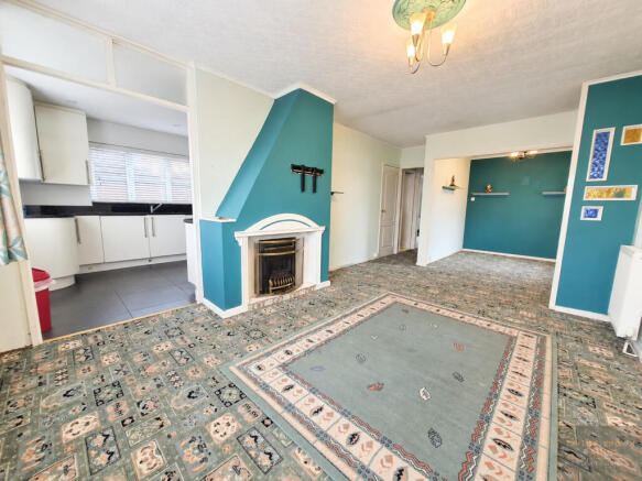England Crescent, Heanor, Derbyshire photo 4