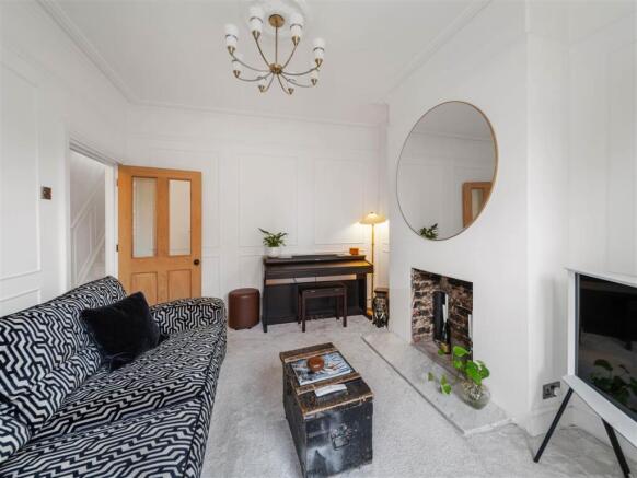 2 bed Terraced for sale Image 12