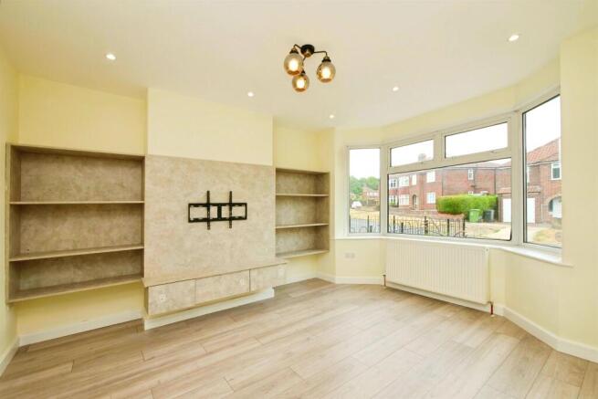 3 bed Semi-Detached for sale Image 7