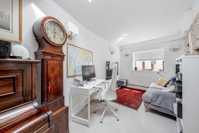 3 bed Detached for sale Image 6