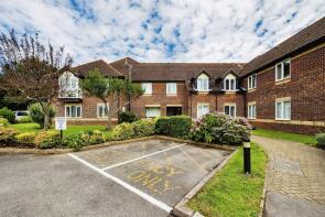 6, Copper Beeches, Home Mead, Denmead PO7 6YQ