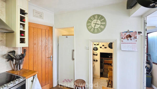 3 bed Semi-Detached for sale Image 6