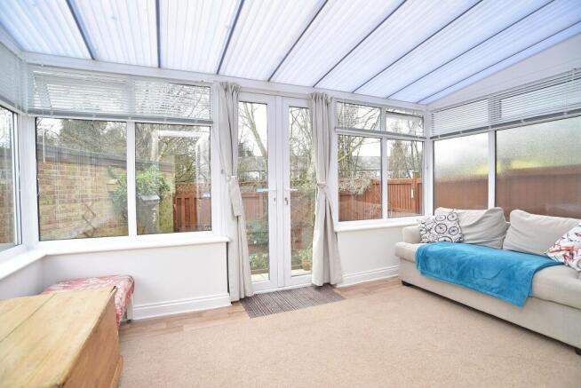 Sherwood Drive, Harrogate, HG2 photo 4