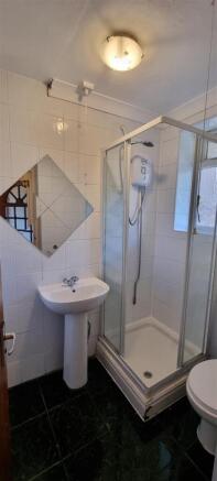 Shower room.jpg