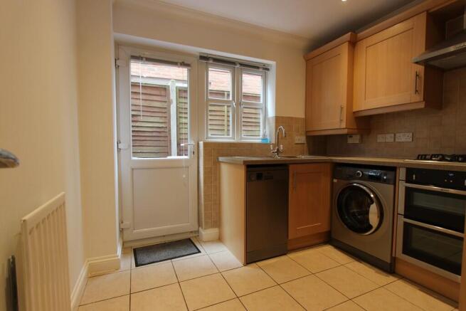 Kitchen (2)
