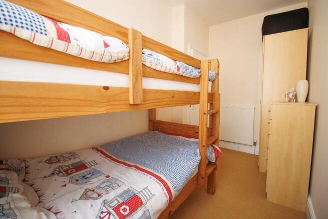 2 bed Flat for sale Image 8