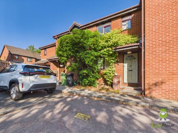 EweMove Basingstoke Balmoral Way External