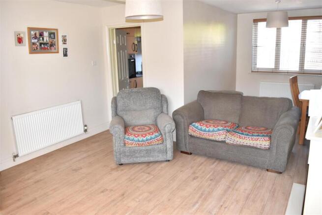 3 bed Terraced for sale Image 6