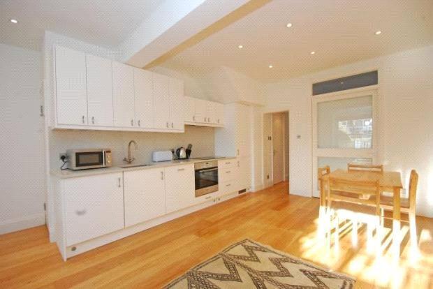 Open Plan Kitchen/Di