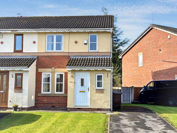 3-bed terraced on Waterdale Drive, Whitefield, Bury, £285,000