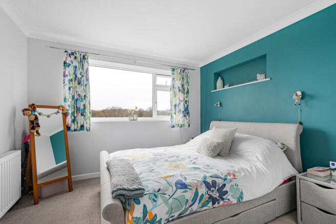 Bedroom 1 (2)