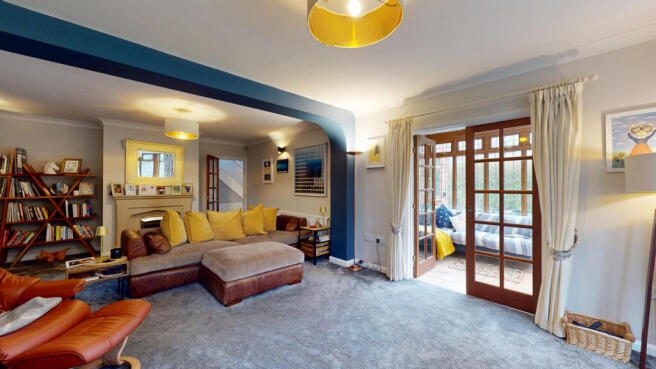 4 bed Detached for sale Image 4