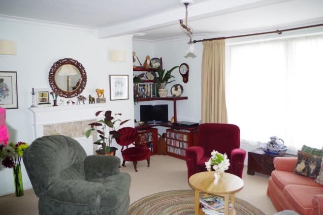 SITTING ROOM